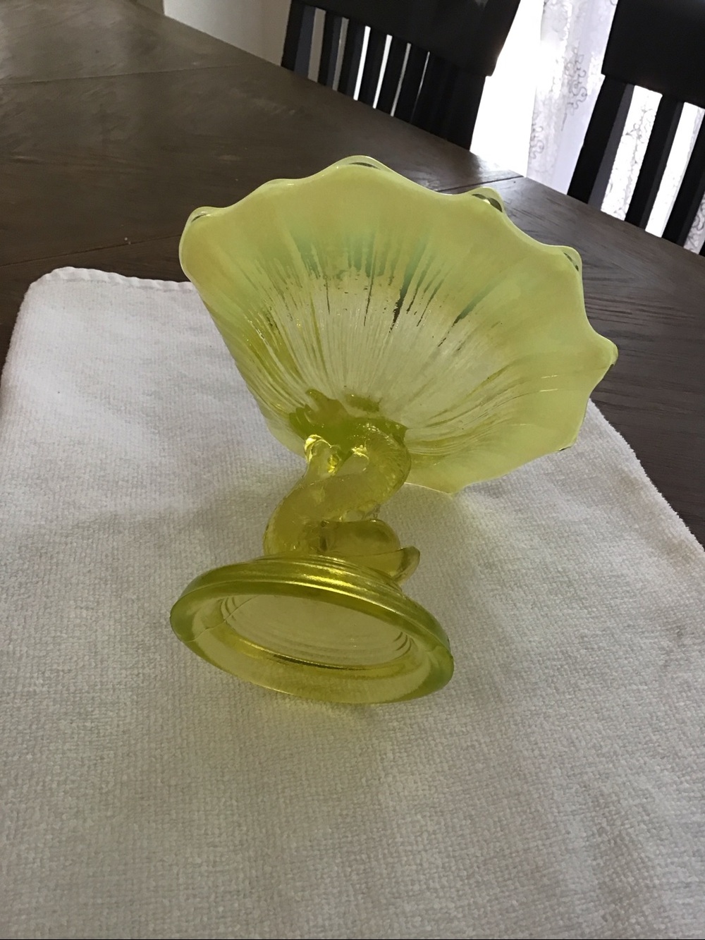 Vintage Vaseline uranium glass dolphin/fish stem compote - Picture 9 of 11